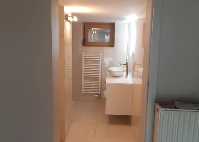 Of Peace, Ljubljana Area Alpstuga *